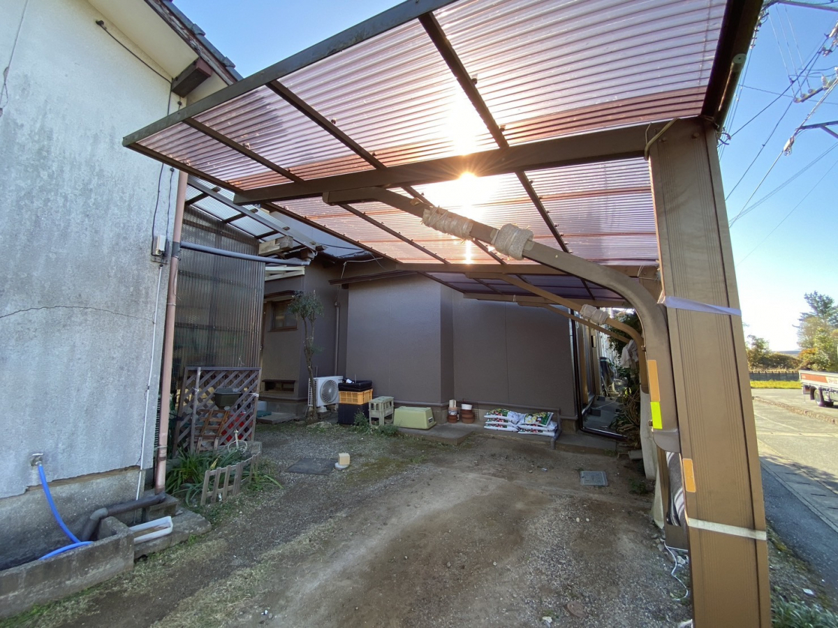 堀川トーヨー住器のN様邸 カーポート屋根の張替工事の施工後の写真3
