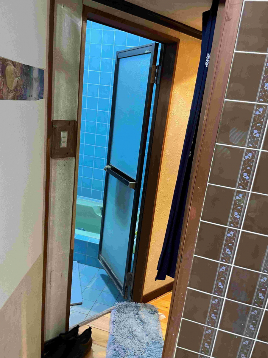 堀川トーヨー住器のＴ様邸 バスルーム改修工事の施工前の写真2