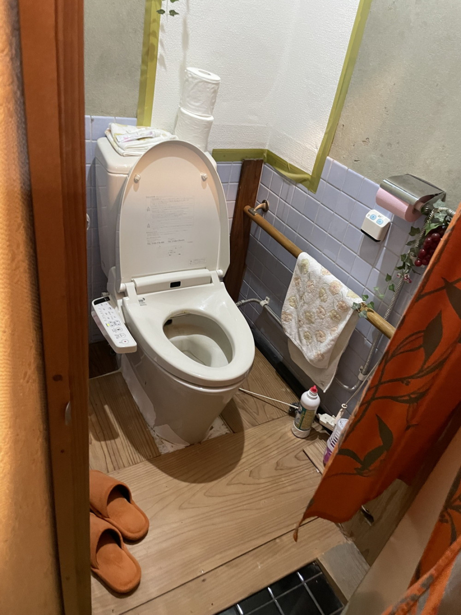 堀川トーヨー住器のT様邸 トイレ改修工事の施工前の写真1