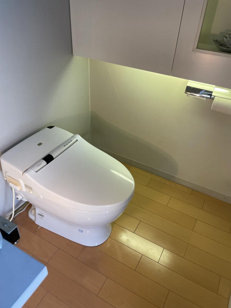 堀川トーヨー住器のＢ様邸 トイレ交換の施工前の写真1