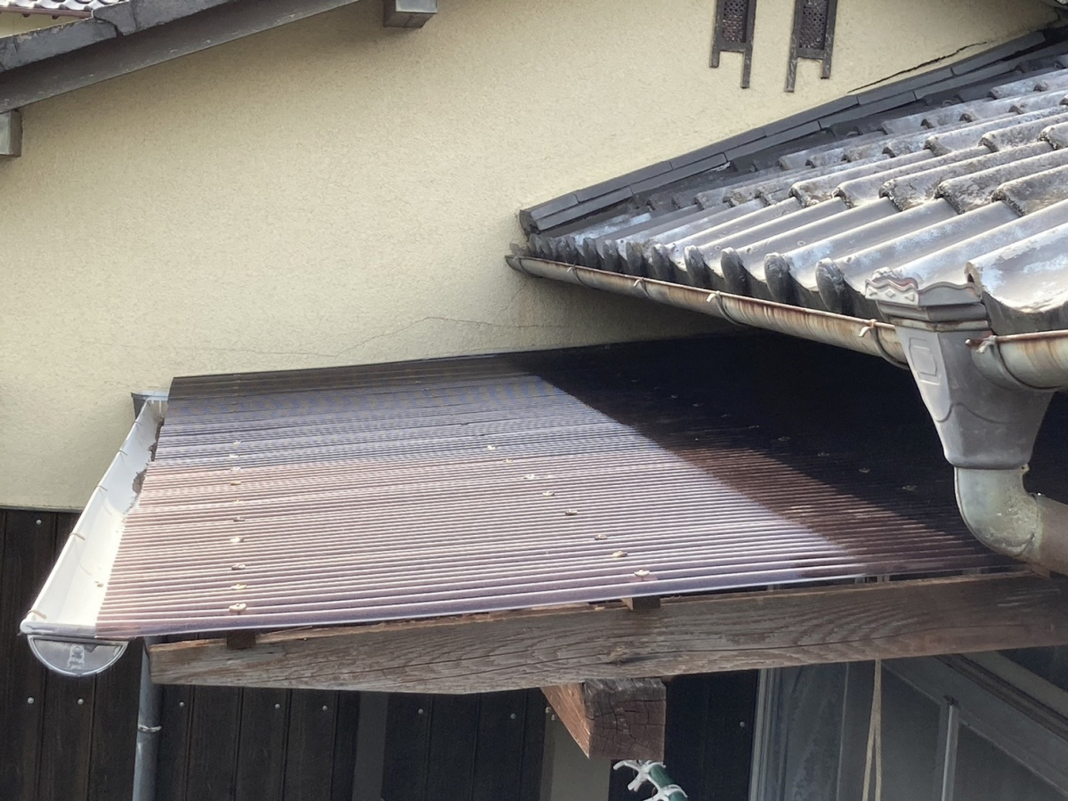 堀川トーヨー住器のY 様邸 波板張替工事の施工後の写真2